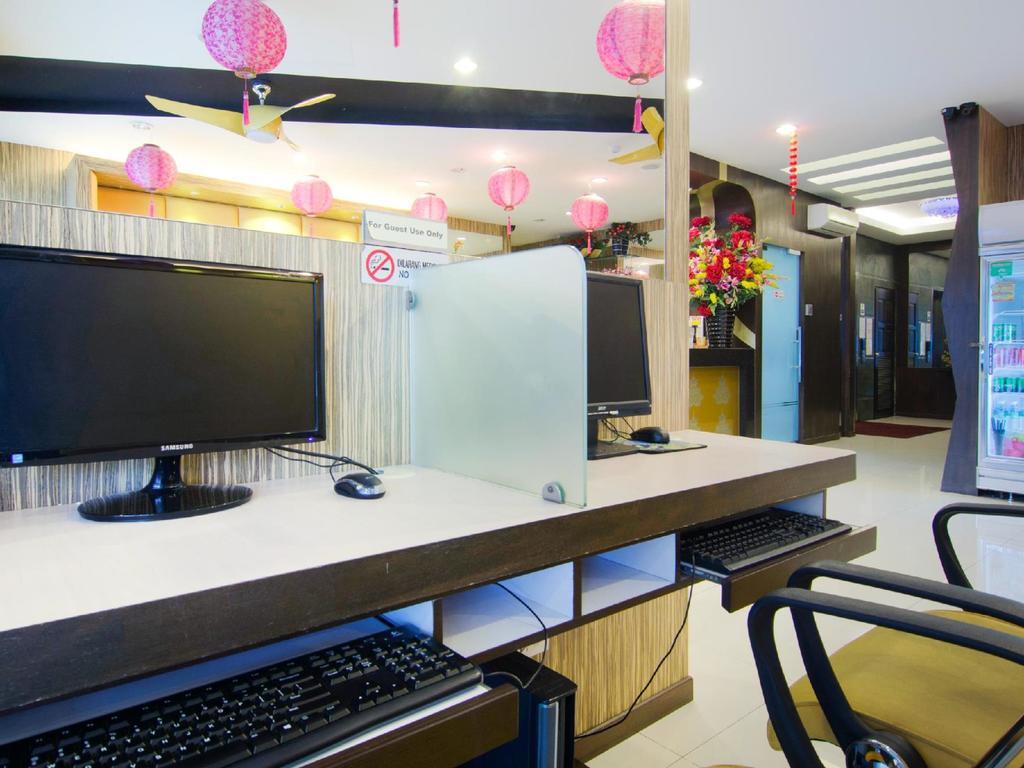 Eight Days Boutique Hotel - Mount Austin Johor Bahru Esterno foto