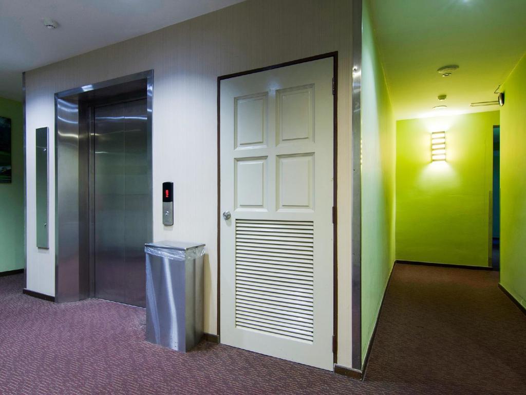 Eight Days Boutique Hotel - Mount Austin Johor Bahru Esterno foto