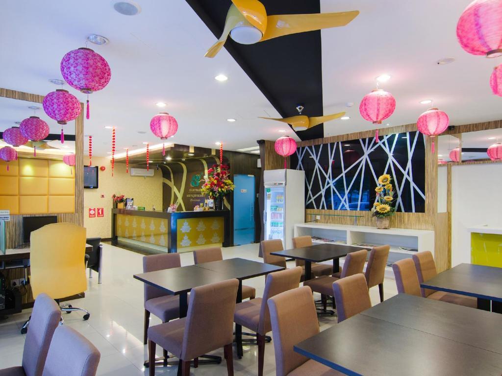 Eight Days Boutique Hotel - Mount Austin Johor Bahru Esterno foto