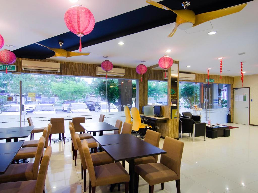 Eight Days Boutique Hotel - Mount Austin Johor Bahru Esterno foto