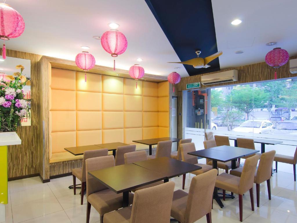 Eight Days Boutique Hotel - Mount Austin Johor Bahru Esterno foto