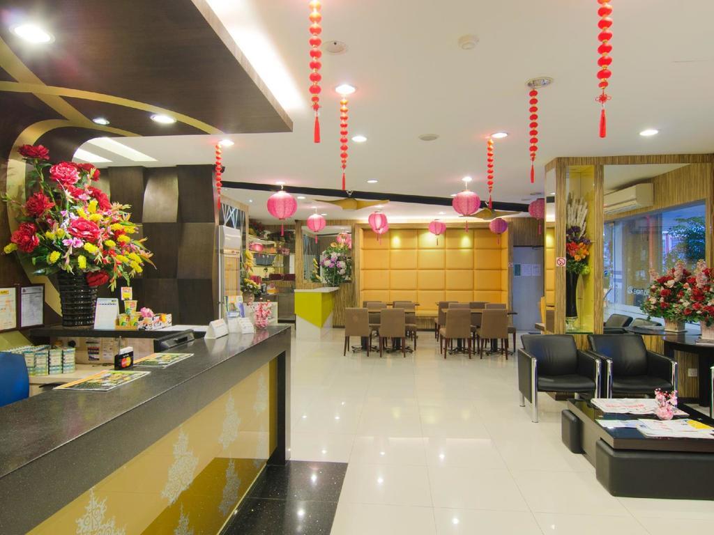 Eight Days Boutique Hotel - Mount Austin Johor Bahru Esterno foto